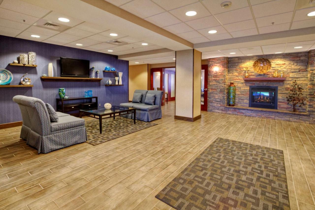Hampton Inn - Great Falls Exterior photo